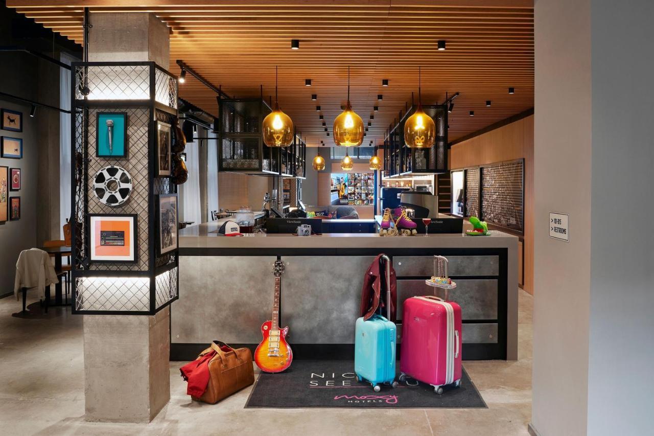 Moxy Manchester City Exterior photo