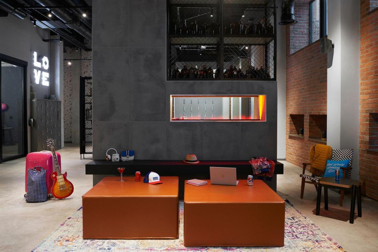 Moxy Manchester City Exterior photo